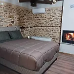 Amalia 4*